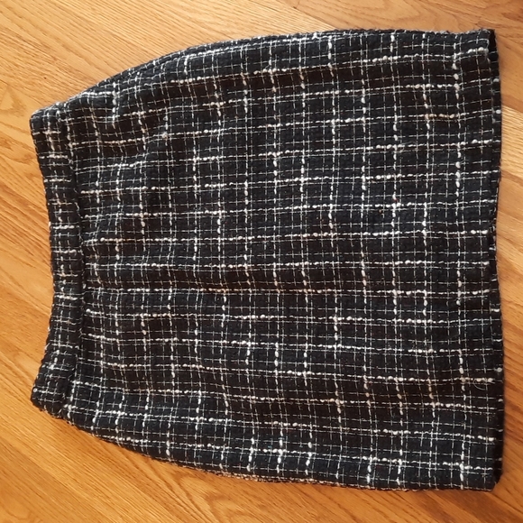 Banana Republic Dresses & Skirts - Sz 6 Banana Republic midi skirt office professional